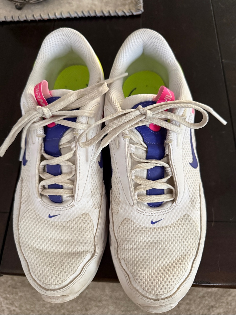 Nike White Mesh Women's Trainers with Purple Swoosh and Pink Tongue Tabs